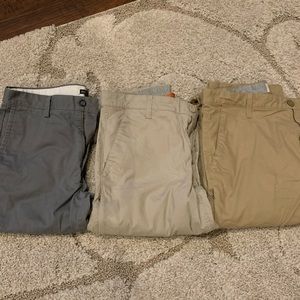 3 pair Dockers pants. Tan, Khaki and Grey 32x32